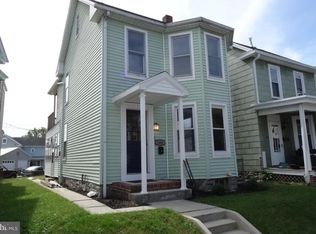 204 W 2nd St, Waynesboro, PA 17268
