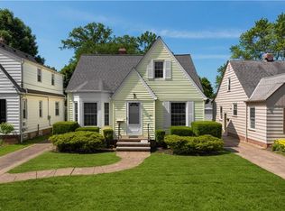 16205 Munn Rd, Cleveland, OH 44111