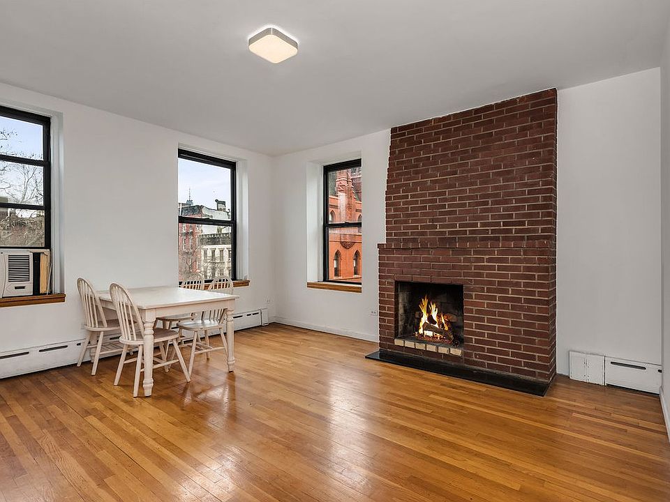 1st image of 293 E 10th St #3