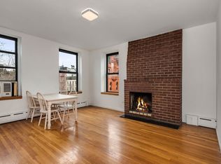 293 E 10th St #3, New York, NY 10009