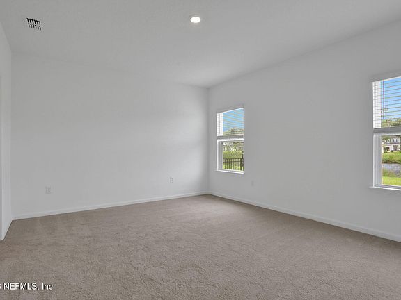 4th image of 143 CHESTNUT GROVE Road