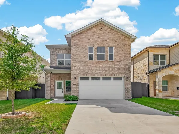 2209 Silverbonnet St, Houston, TX 77055