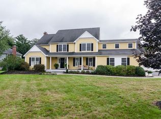 36 Lavender Ln, Walpole, MA 02081