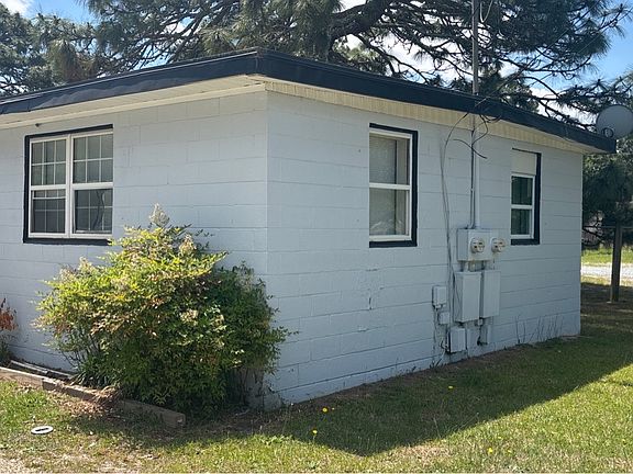 2nd image of 1110 Charlie Dr