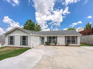 660 Morrow Rd, Forest Park, GA 30297