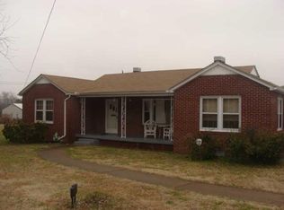 2320 Highway 43 S, Leoma, TN 38468