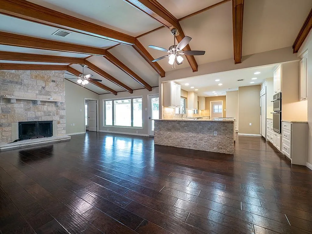 4 bed, 3.5 bath, 2752 sqft, $4,500 — Photo 4