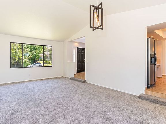 2nd image of 4945 Palo Alto Cir