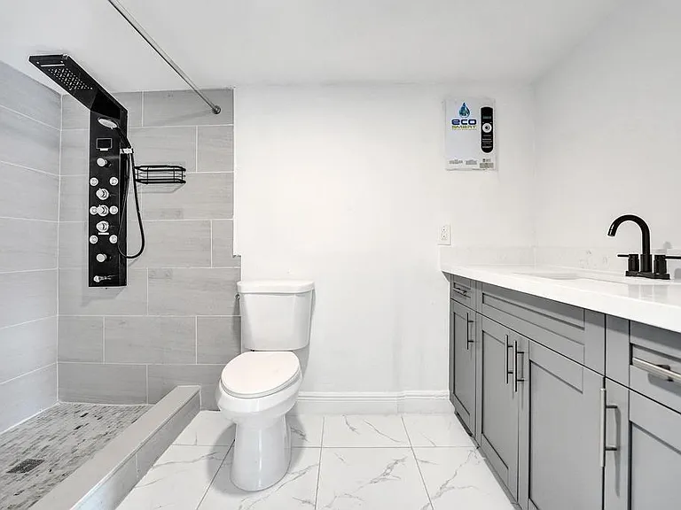 1836 SW 9th Ave — Photo 34