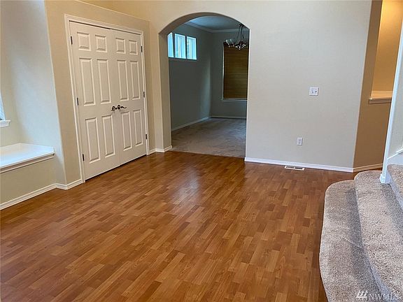 3rd image of 13095 NE 185th St