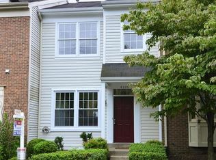 6306 Spence Pl, Centreville, VA 20121
