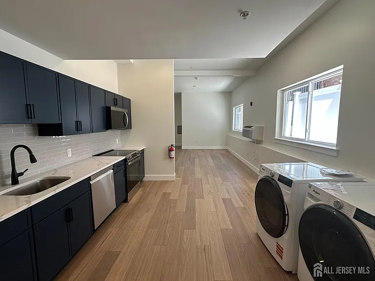 213 French St #1 — Photo 2