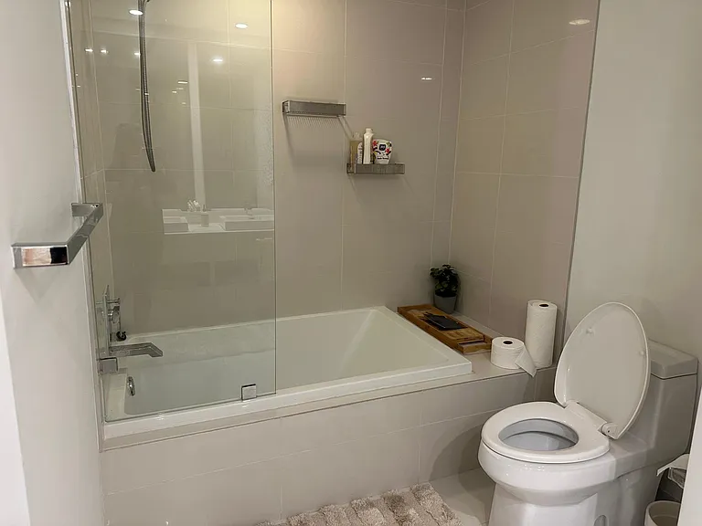 45 SW 9th St #3309 — Photo 16