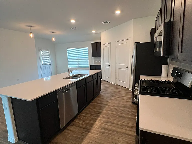 3801 Alpine Autumn Dr — Photo 4