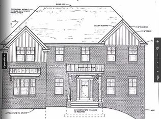 102 Crimson Ln, Canonsburg, PA