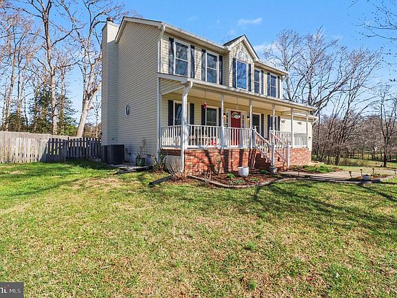 3rd image of 7317 Cloverhill Rd