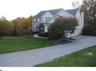 19 Twin Pines Rd, Downingtown, PA 19335