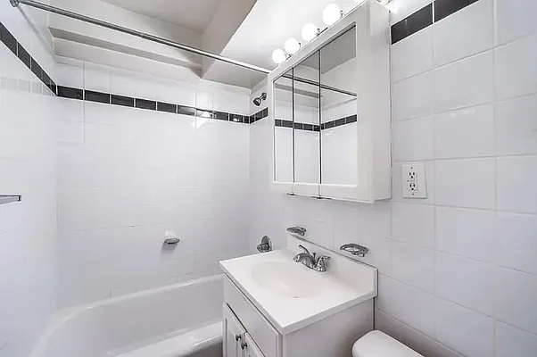 Rented by Dalan Rentals | media 18