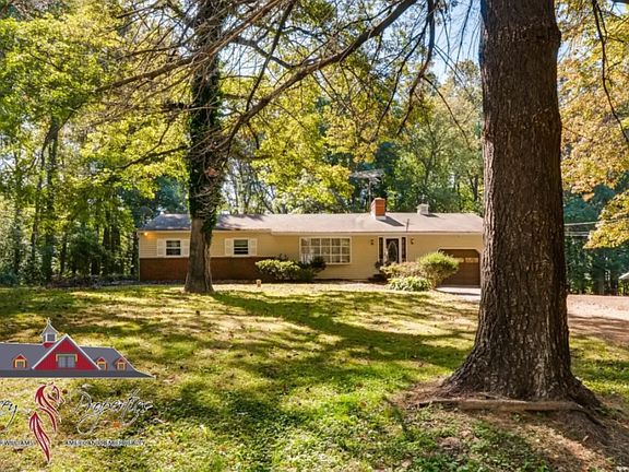 3rd image of 2433 Linda Ln