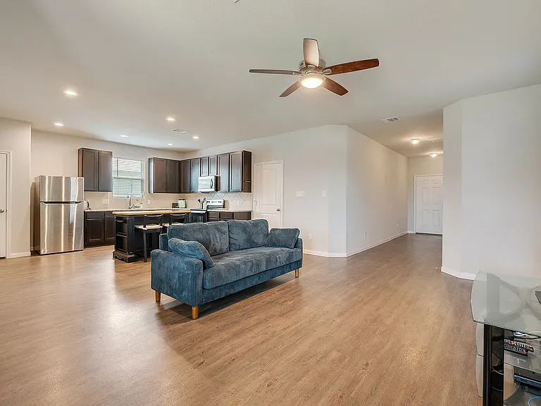 5774 Paseo Pl #1 — Photo 7