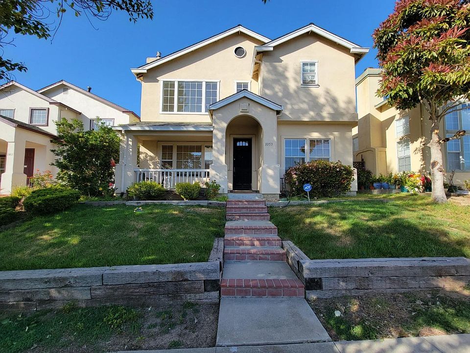 1st image of 1053 Kensington Way