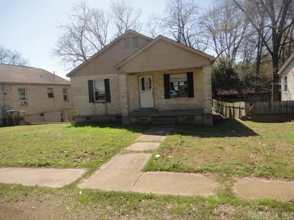 826 Dill St, Newport, AR 72112