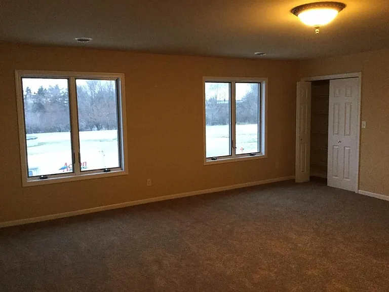 11193 Vermont Cir — Photo 6