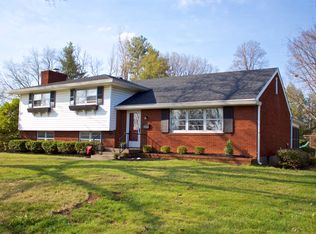 1123 Broadfields Dr, Louisville, KY 40207