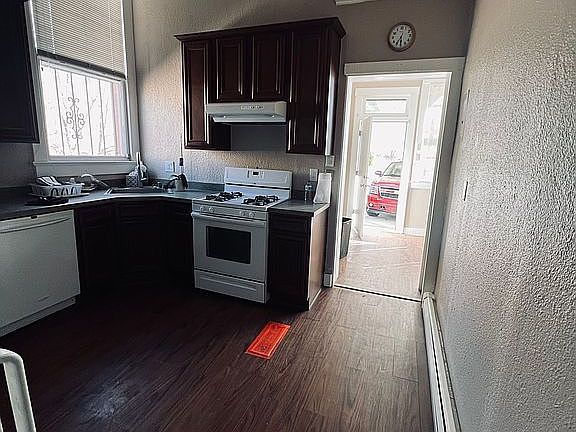 4th image of 714 Tijeras Ave NW