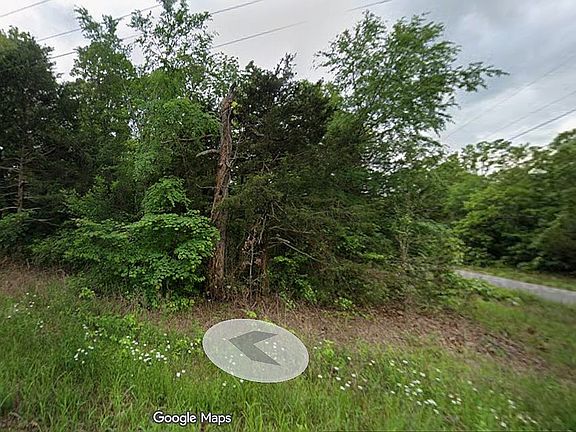 3rd image of 317 N Nightingale Dr