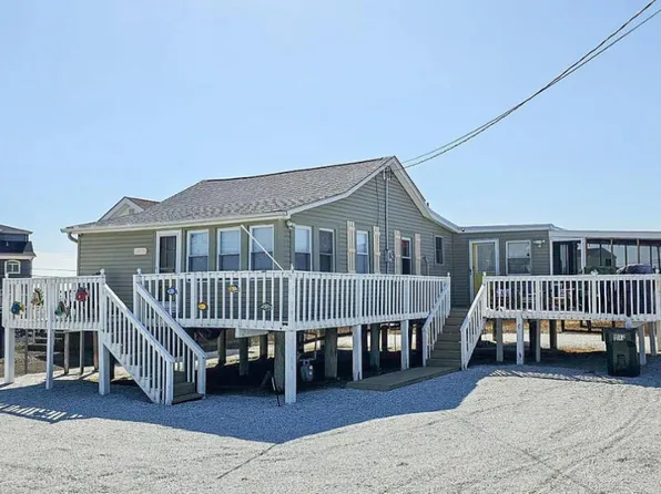 1022 S Green St, Tuckerton, NJ 08087