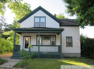 690 Surrey Ave, Saint Paul, MN 55106