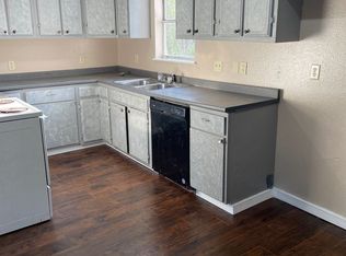1579 S Rogers Ave, Bartlesville, OK 74003
