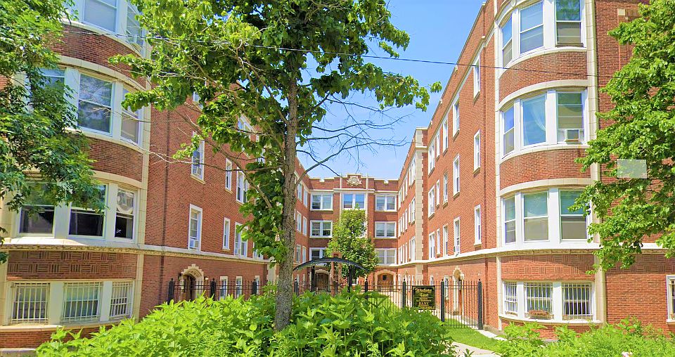 1st image of 4400 N Winchester Ave #440-4412