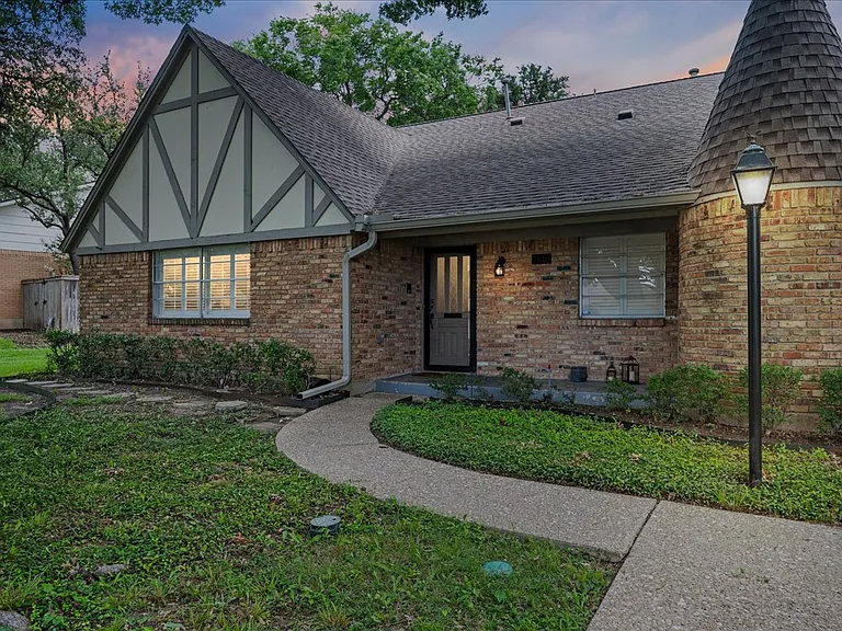 7610 Meadow Oaks Dr #7610 — Photo 27