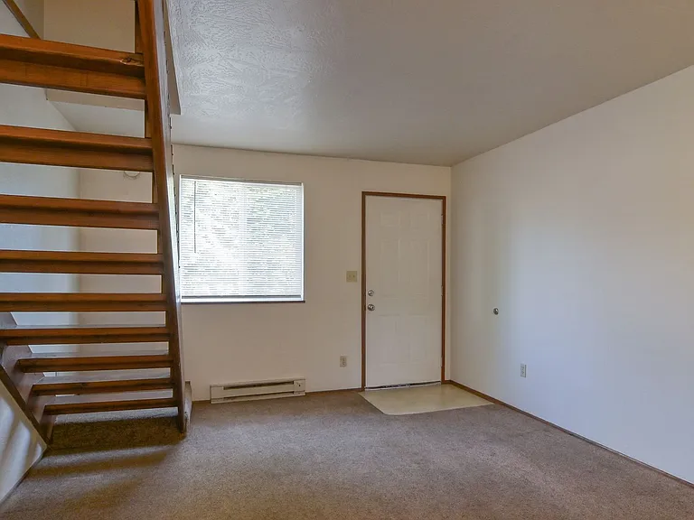 1585 Ferry Aly #1572 — Photo 14