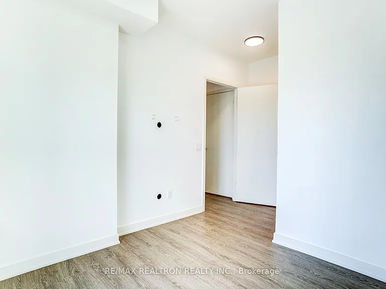 425 Front St E #1213 — Photo 20