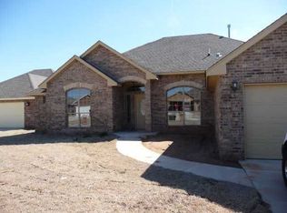 4800 Stag Horn Dr, Yukon, OK 73099