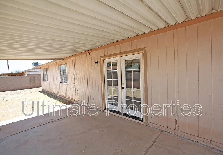 707 N 95th Dr — Photo 16