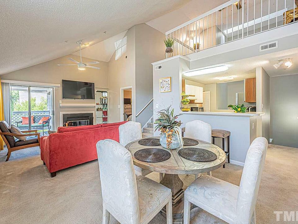 1st image of 4900 Avenida Del Sol Dr APT 205