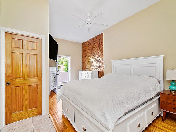 3rd image of 421 E 119th St #2