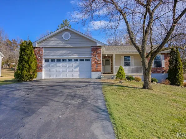 2289 Pine Lake Loop, Gray Summit, MO 63039