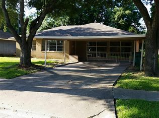 1810 E Martha Ln, Pasadena, TX 77502