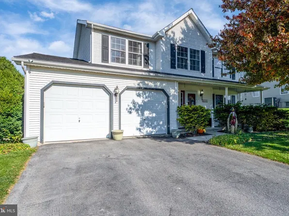 525 Luella Dr, Kutztown, PA 19530