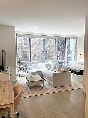 1st image of 160 Madison Ave APT 5A