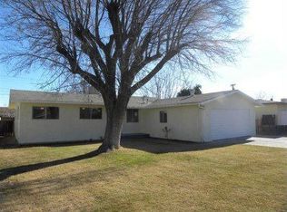 1282 Amy Dr, Newman, CA 95360