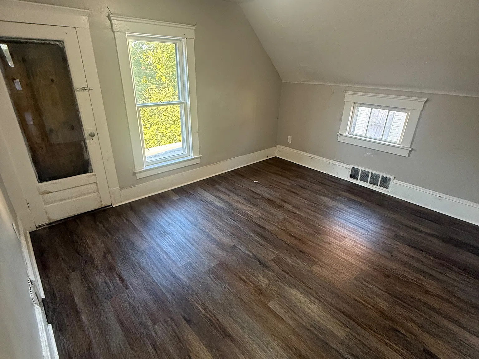 2 bed, $950 — Photo 4
