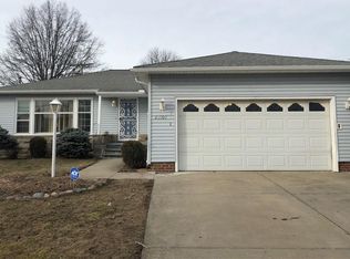 23707 S Frontenac Dr, Warrensville Heights, OH
