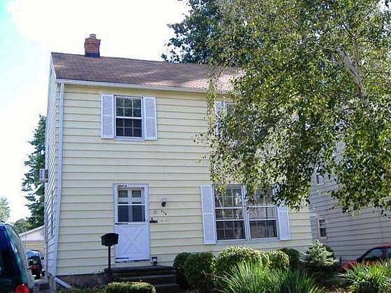 1st image of 218 Hayes Ave