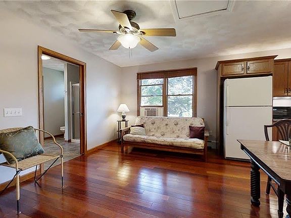 4th image of 121 Briarwood Dr